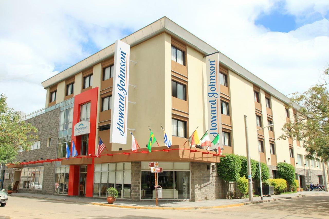 Howard Johnson By Wyndham San Pedro Exterior foto